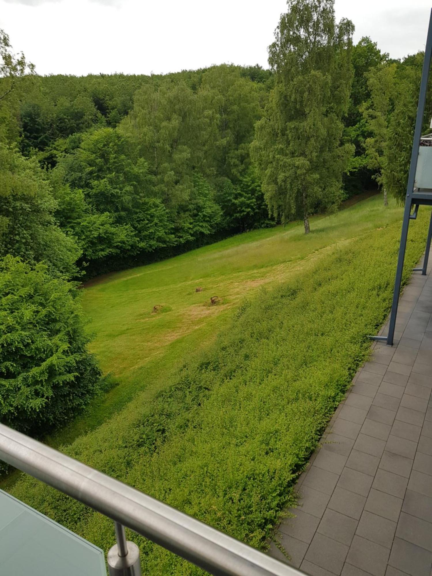 Traumhafter Ausblick, Modern Mit Komfort Und Stil Hardert Luaran gambar